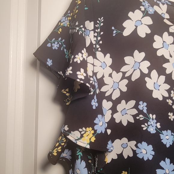 Floral Ruffle Sleeve Dress - Black, Blue, Yellow - Picture 3 of 3